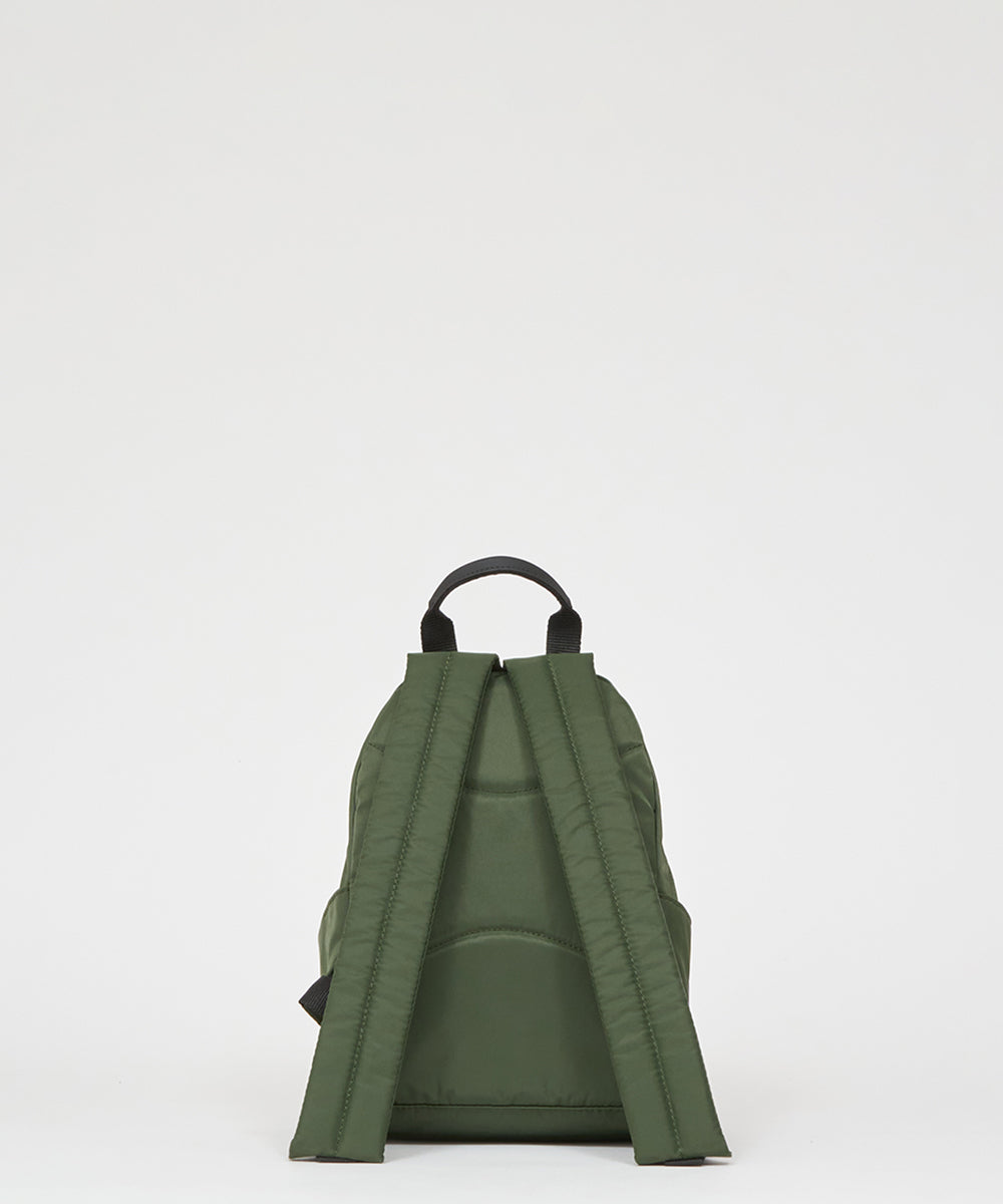 新品！NOMADISバック☆肩掛け、カーキ、メッシュ、ポケット2つ 新品！NOMADISバック☆肩掛け、カーキ、メッシュ、ポケット2つ